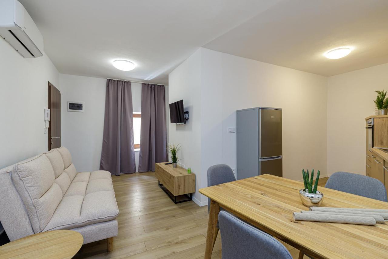 Appartement House Aves 2 à Kaštelir Extérieur photo